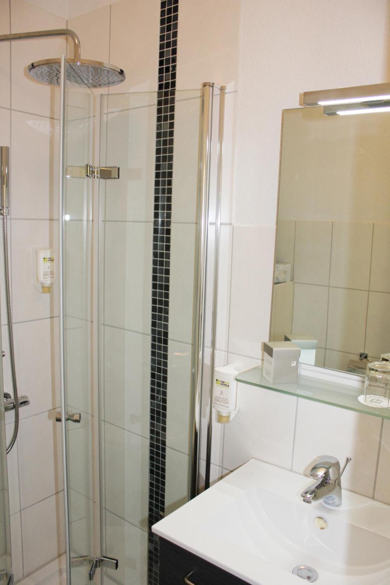 Landhotel Zum Boehm Roth  Pokój zdjęcie