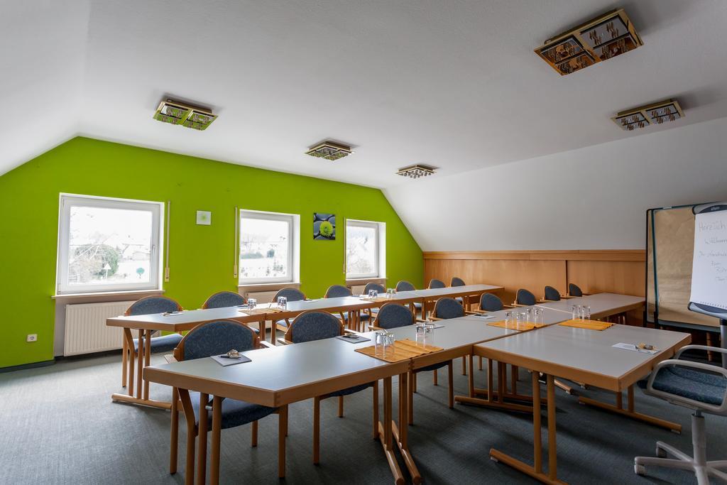 Landhotel Zum Boehm Roth  Zewnętrze zdjęcie